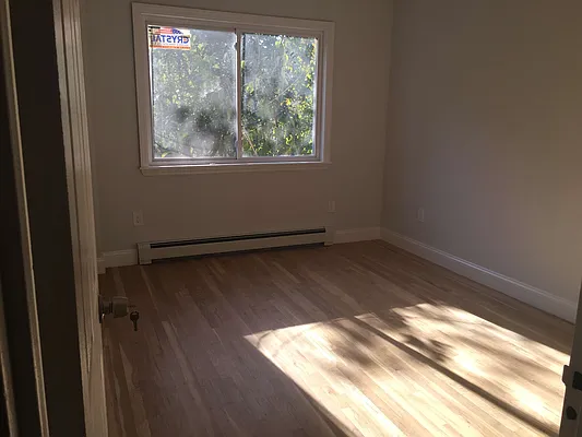 Rented by Metropolis International Realty Inc. | media 39