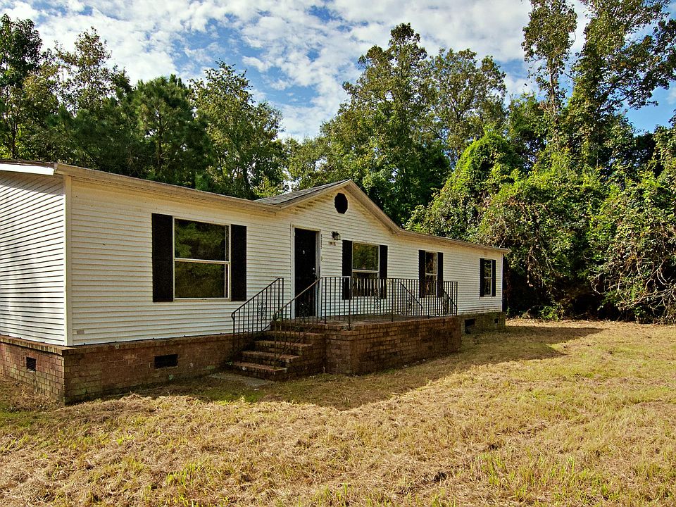 1st image of 6205 Sadie Ln