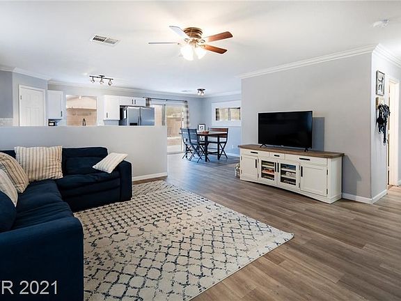 3rd image of 4916 Peaceful Pond Ave