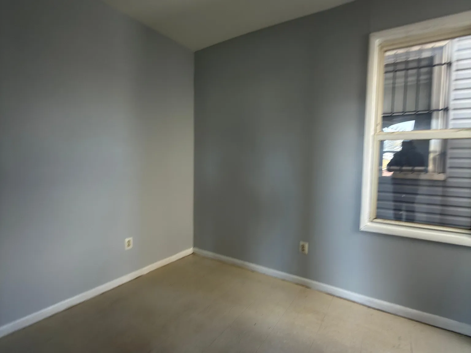 3 bed, $2,000 — Photo 3