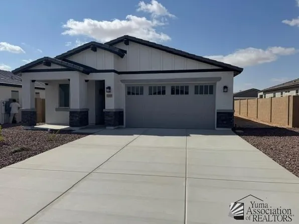 7587 E 35th St, Yuma, AZ 85365