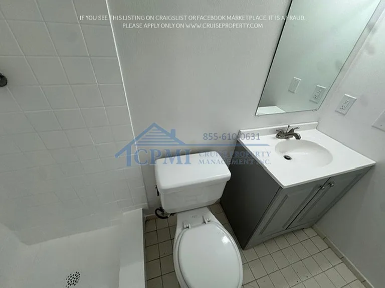 2930 Forest Hills Blvd — Photo 100