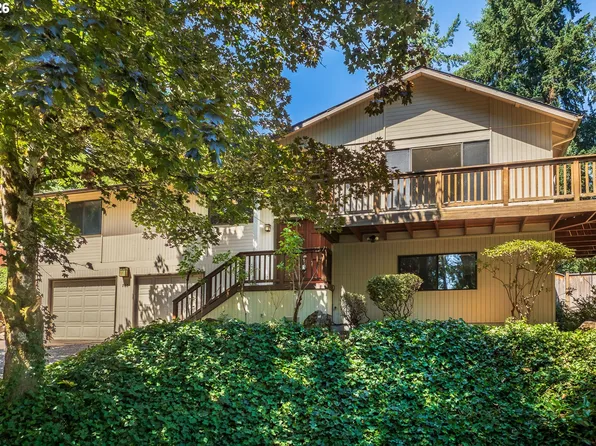765 Foothill Dr, Eugene, OR 97405