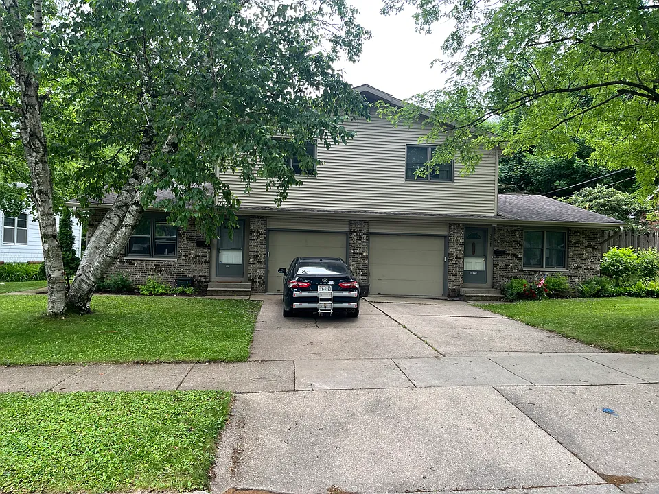 5023 Manitowoc Pkwy