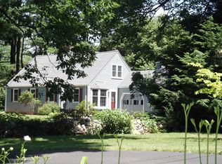 174 Tahattawan Rd, Littleton, MA 01460