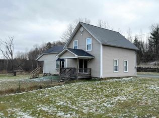 1234 Cross Rd, North Troy, VT 05859