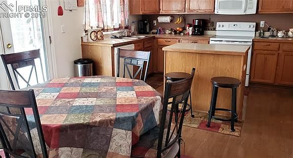 5th image of 4674 Witches Hollow Ln