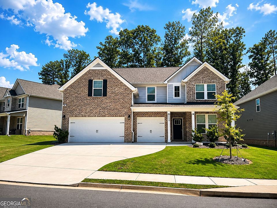 1st image of 3249 Thicket Ln