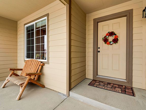 3rd image of 2554 Rosemary Ln