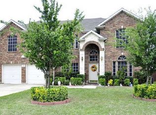5263 W Cove Way, Grand Prairie, TX 75052