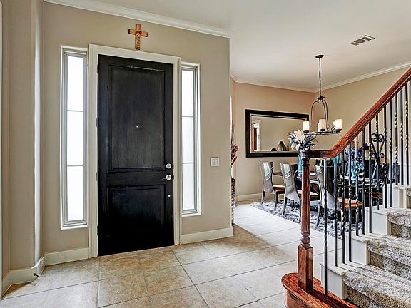 3rd image of 11214 Royal Chateau Ln