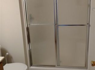 15615 Willow St, Omaha, NE 68136