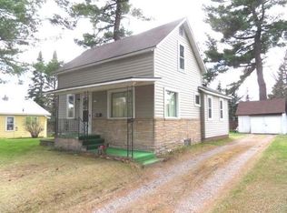 1022 S Oneida Ave, Rhinelander, WI 54501