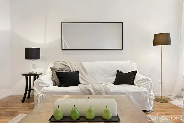 Sold by City Connections Realty | media 17