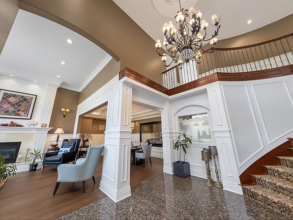 4th image of 3086 Carousel Ct