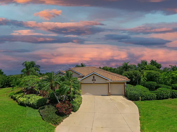 7333 Featherstone Blvd, Sarasota, FL 34238