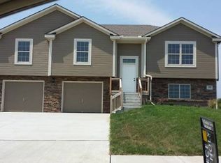 700 Hibiscus Cir, Belton, MO 64012