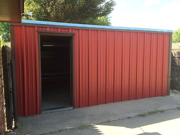 Storage building/workshop