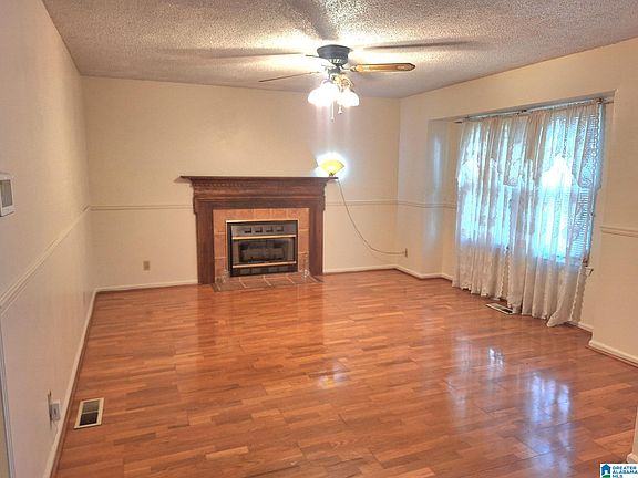4th image of 626 Basswood Dr