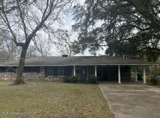2600 Bullis Ave, Gulfport, MS 39501