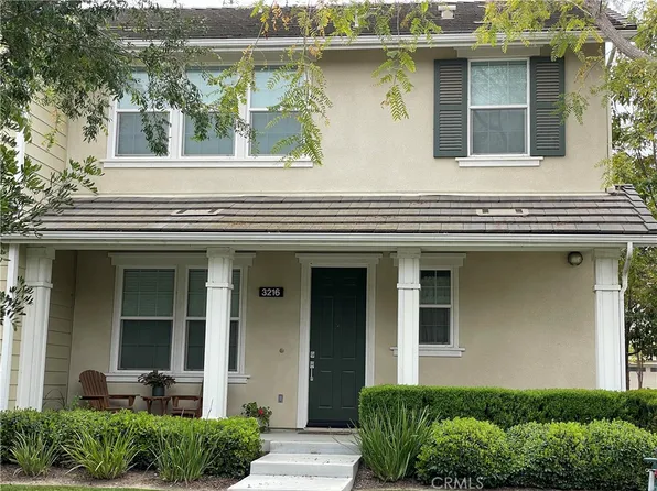 3216 Lisbon Ln, Oxnard, CA 93036