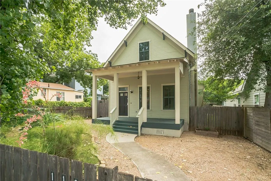 3 bed, 2.5 bath, 1456 sqft, $3,450 — Photo 1