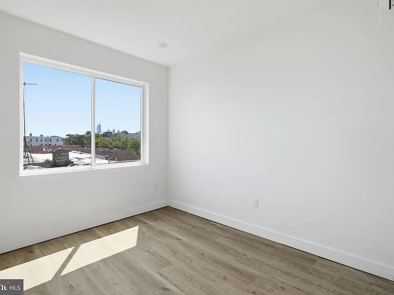 613 N Brooklyn St #4 — Photo 6
