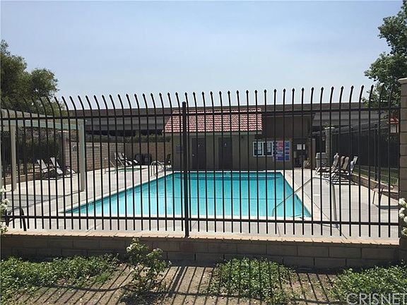 5th image of 17924 River Cir APT 1