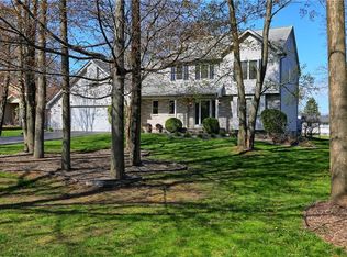 1581 Fetzner Rd, Rochester, NY 14626