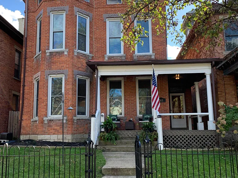 141 Warren St — Photo 19