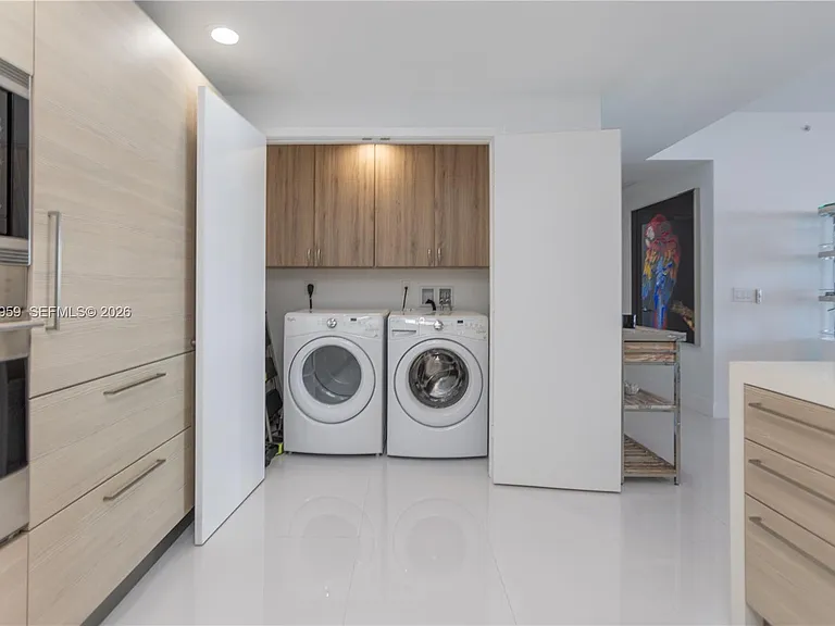 17111 Biscayne Blvd #505 — Photo 30
