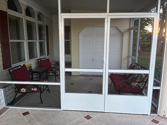 3 bed, 1568 sqft, $2,500 — Photo 2