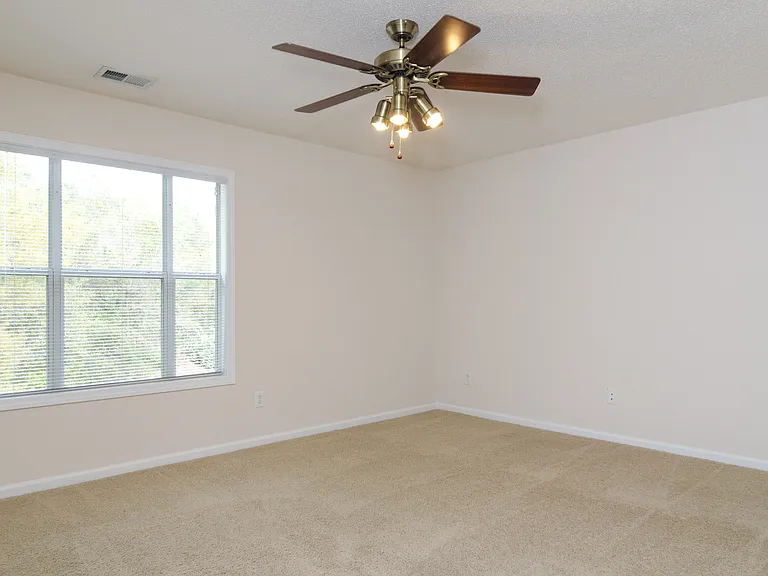 4140 Breezewood Dr #201 — Photo 11