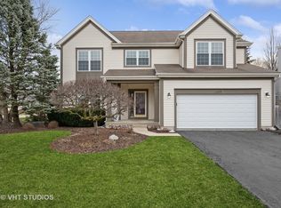 1208 Jaimee Ln, Libertyville, IL 60048