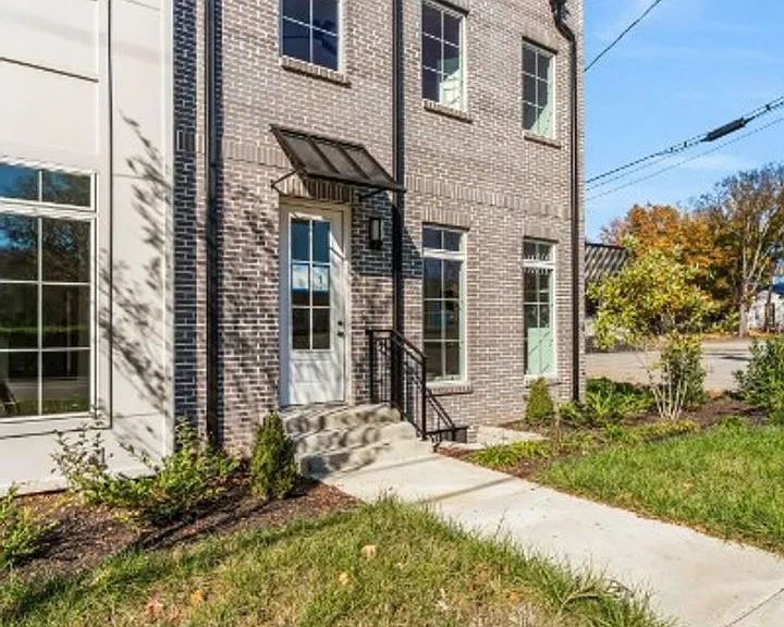 310 Cedar St #1 — Photo 4