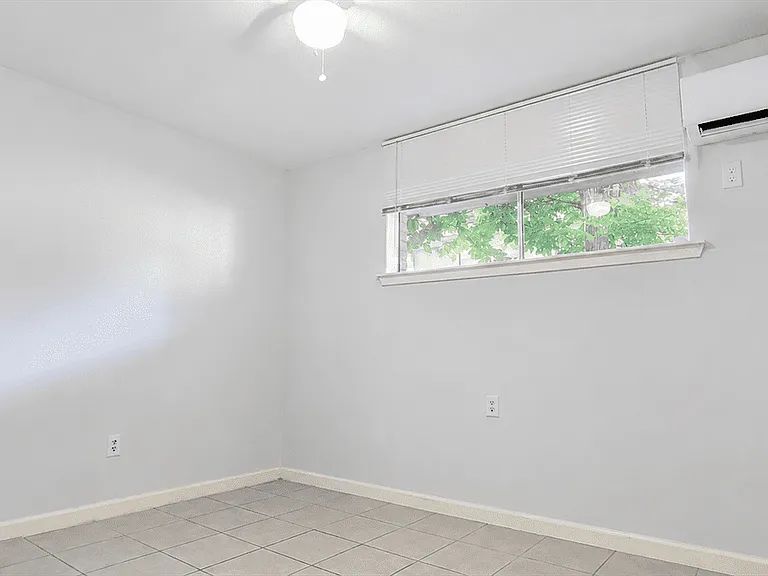 7818 Oak Knoll Ln #A — Photo 9