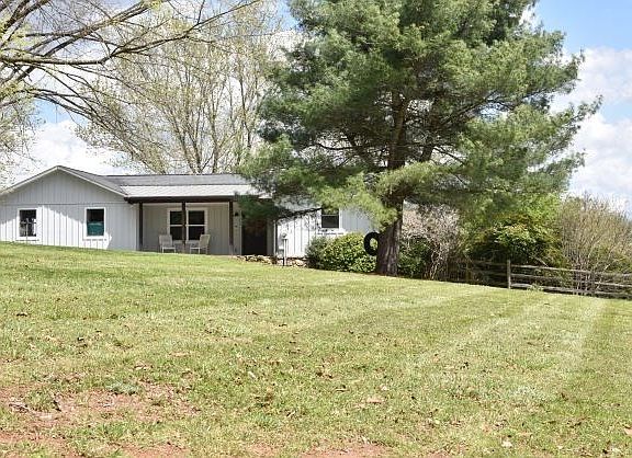 2nd image of 1938 McCleary Rd