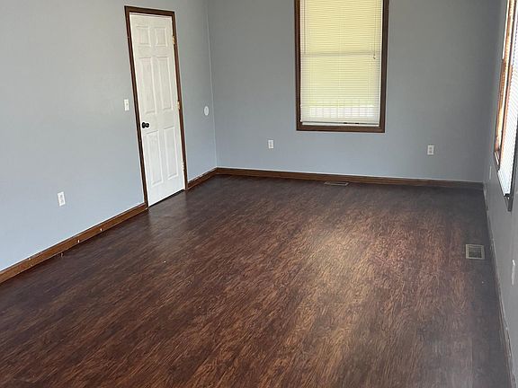 5th image of 2320 36th St