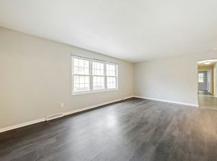 4779 Columbia Rd UNIT 104, North Olmsted, OH 44070