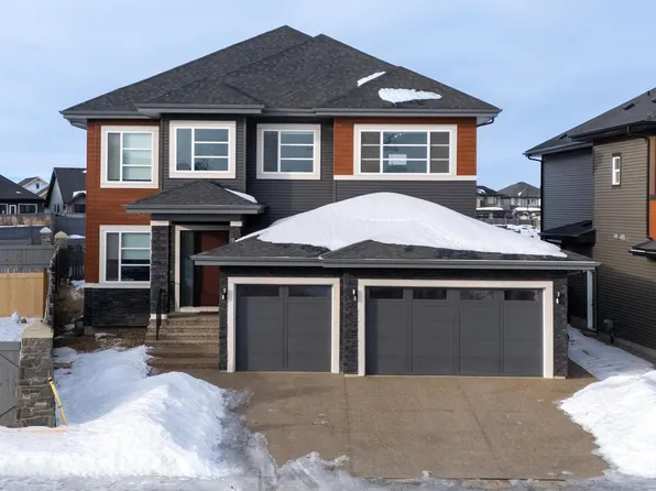 3904 Ginsburg Cres NW, Edmonton, AB T5T 4V2