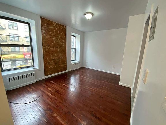 5th image of 1878 Lexington Ave APT 1C
