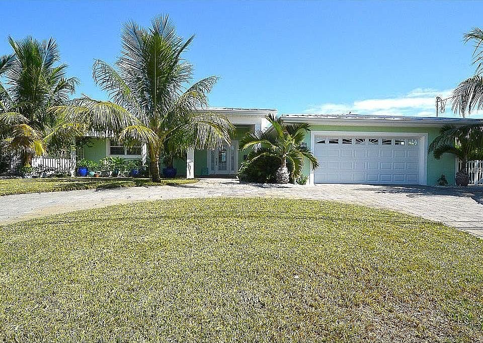 1st image of 2600 E Bay Isle Dr SE