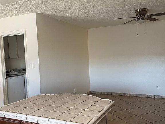 3rd image of 8119 W Glenrosa Ave