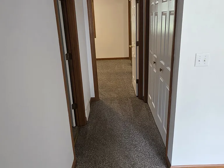 101 E Little St #B — Photo 10