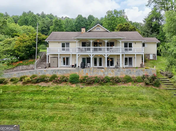 70 Fairway Ln, Sky Valley, GA 30537