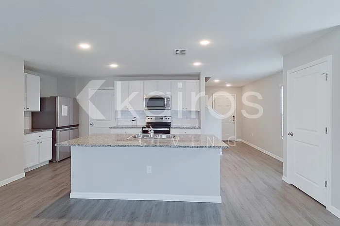 8650 SW 44th Ct — Photo 5