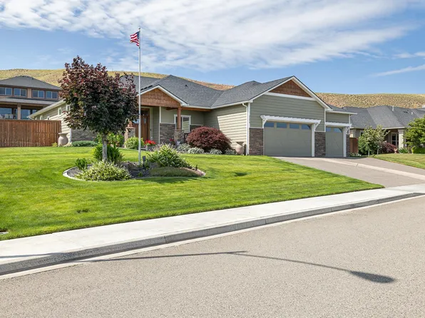 2375 W 49th Ave, Kennewick, WA 99337