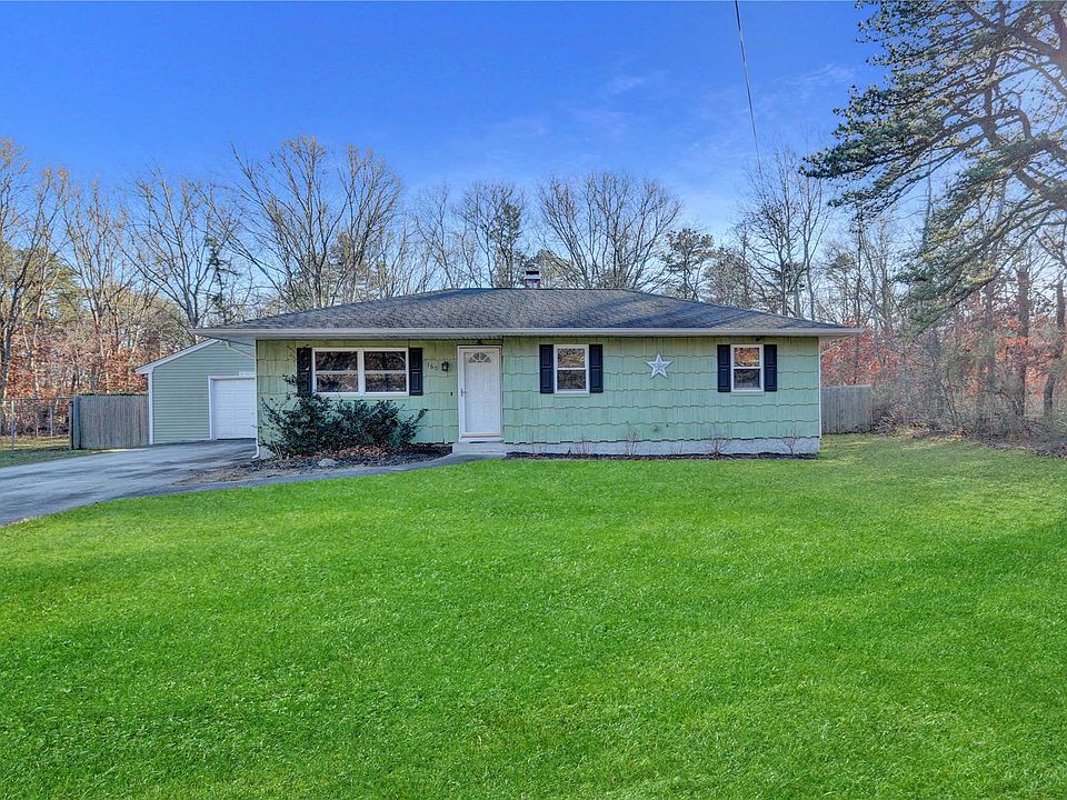 160 Patchogue Avenue, East Patchogue, NY 11772 Zillow