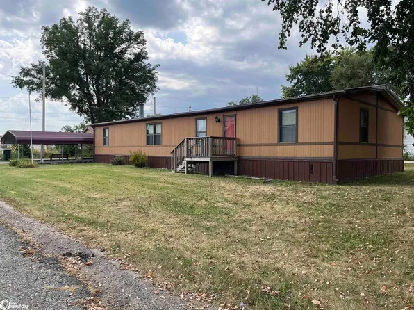 18 12th Ave W, Albia, IA 52531