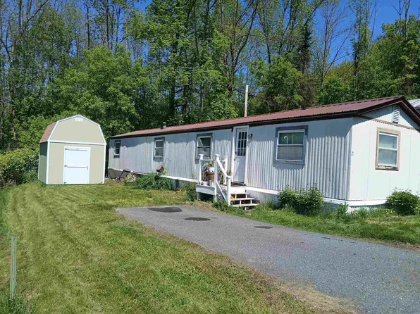 21 Daniels Drive, Enfield, NH 03748